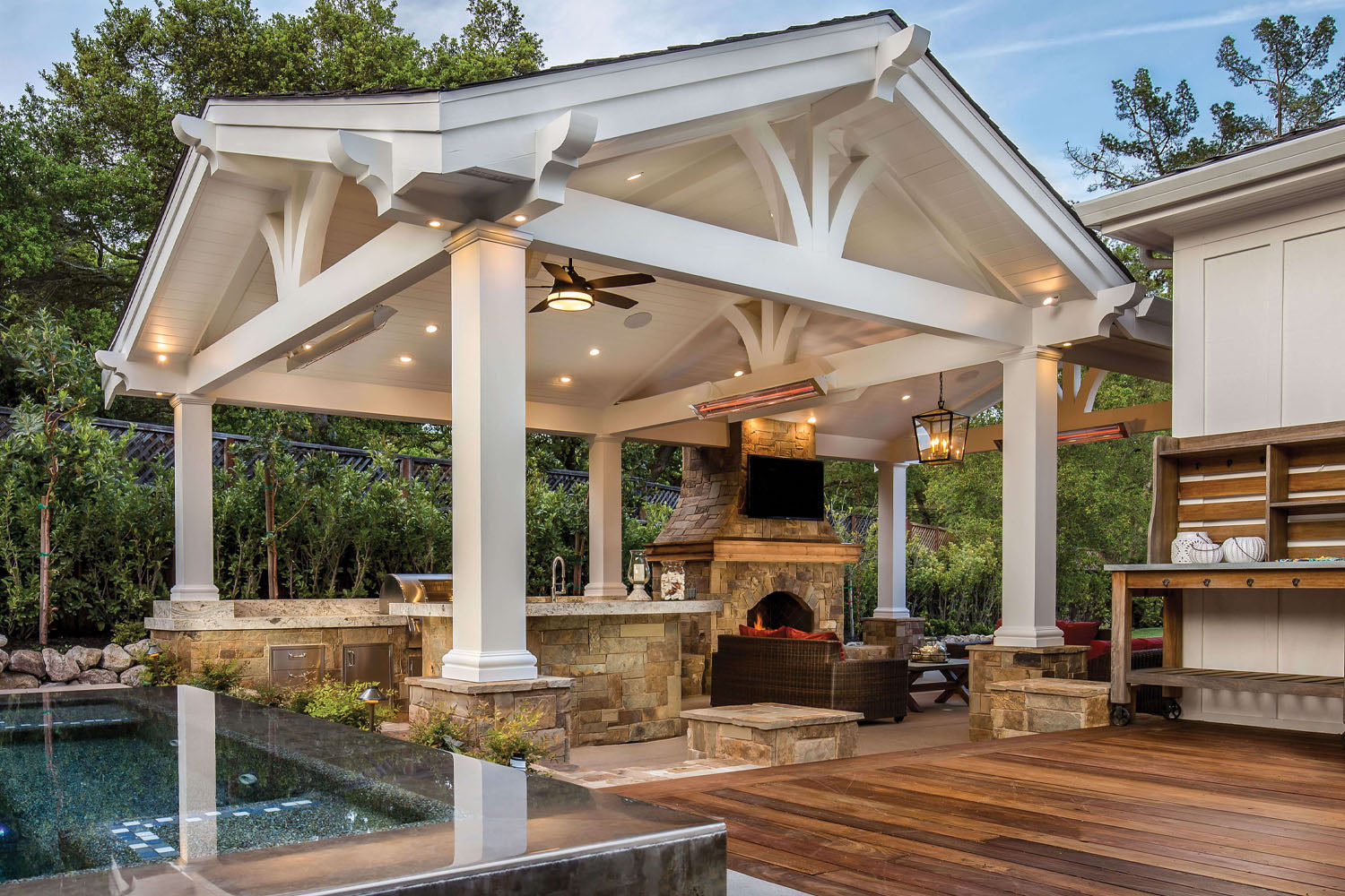 Infratech W-Series Single Element 3000Watt Outdoor Infrared Electric Heater | 208V