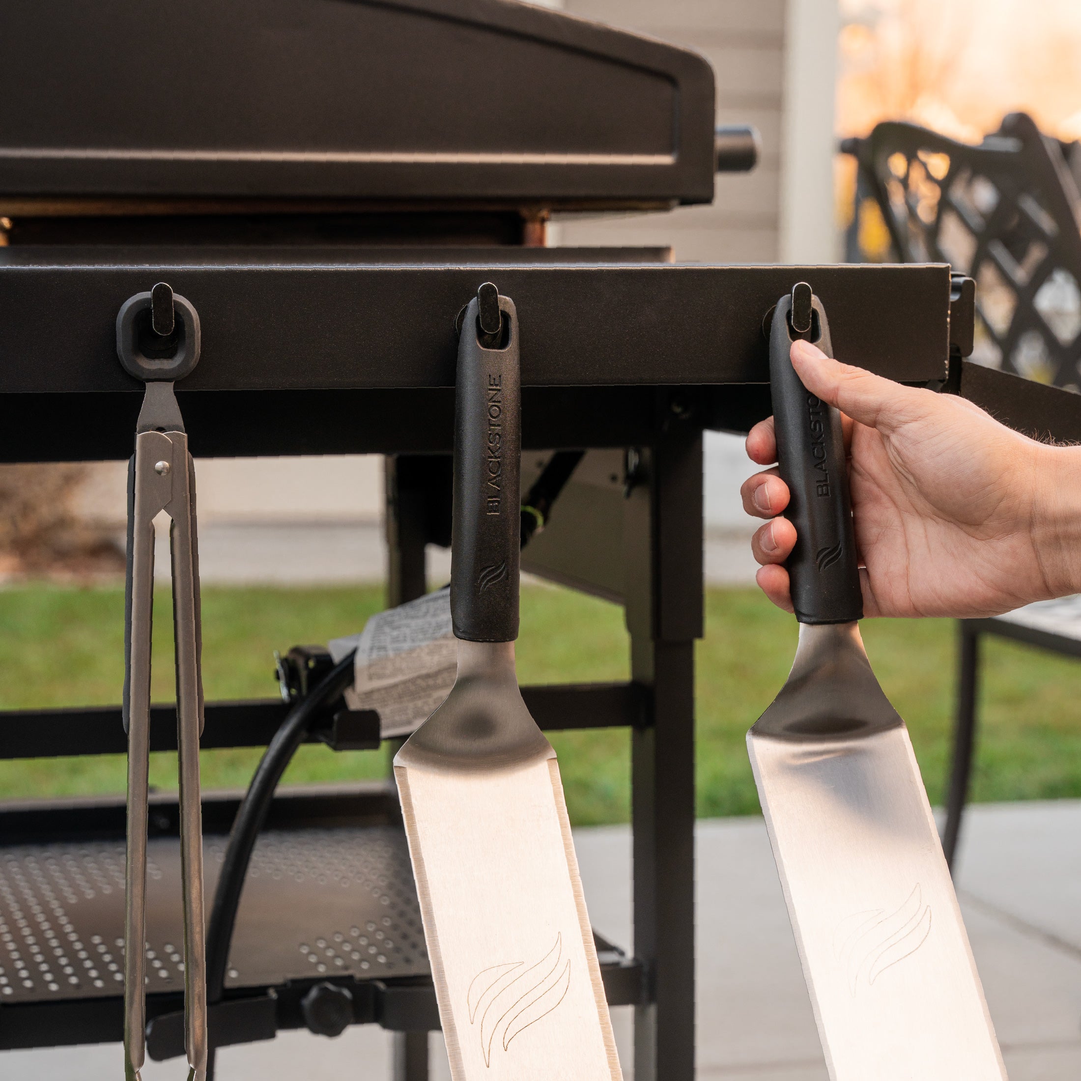 Blackstone Original 28" Griddle with Hood Kit