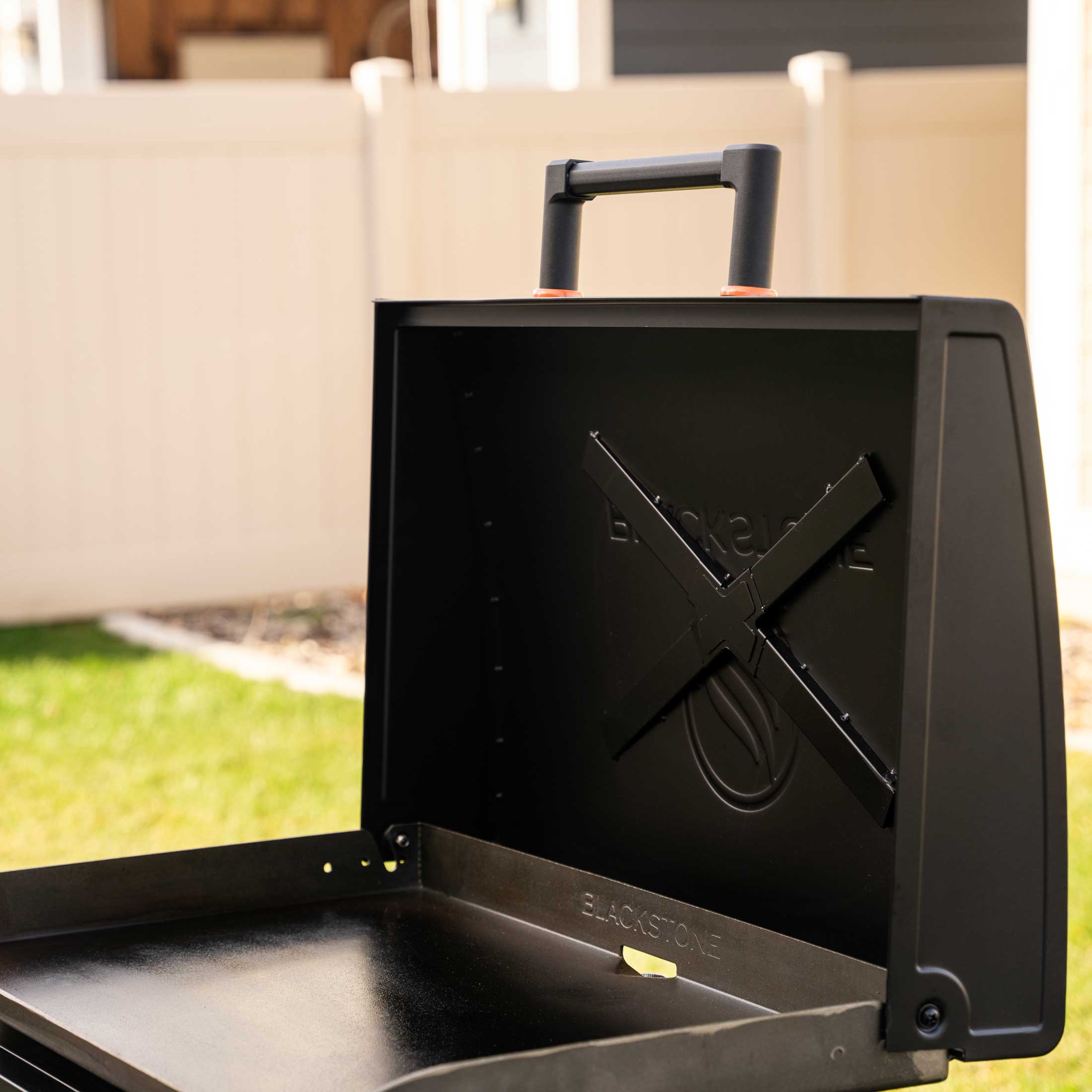 Blackstone Original 28" Griddle with Hood Kit