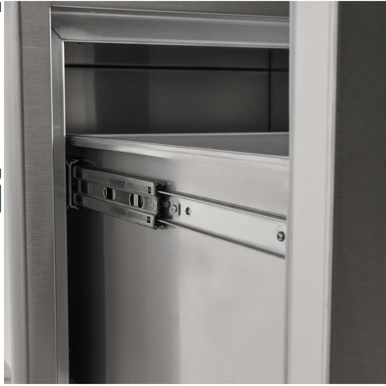 Coyote 26 Inch Pull Out Ice Chest - C3-CPOC