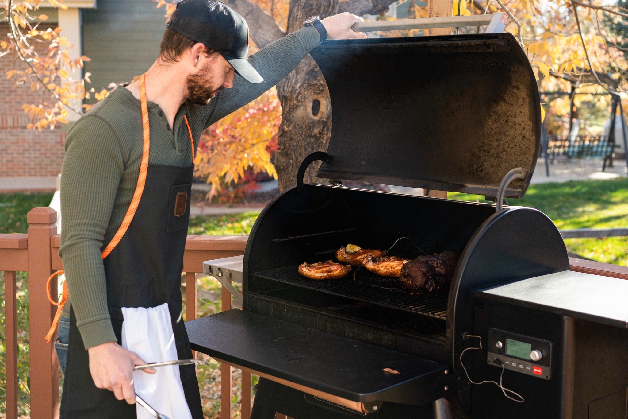 Drip EZ Waxed Canvas BBQ Apron