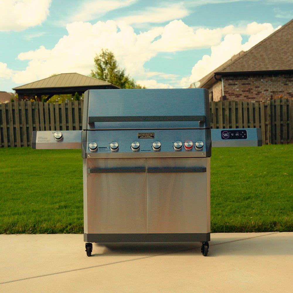 Monument Eminence 605 | Master Stainless Natural/Propane Gas Grill