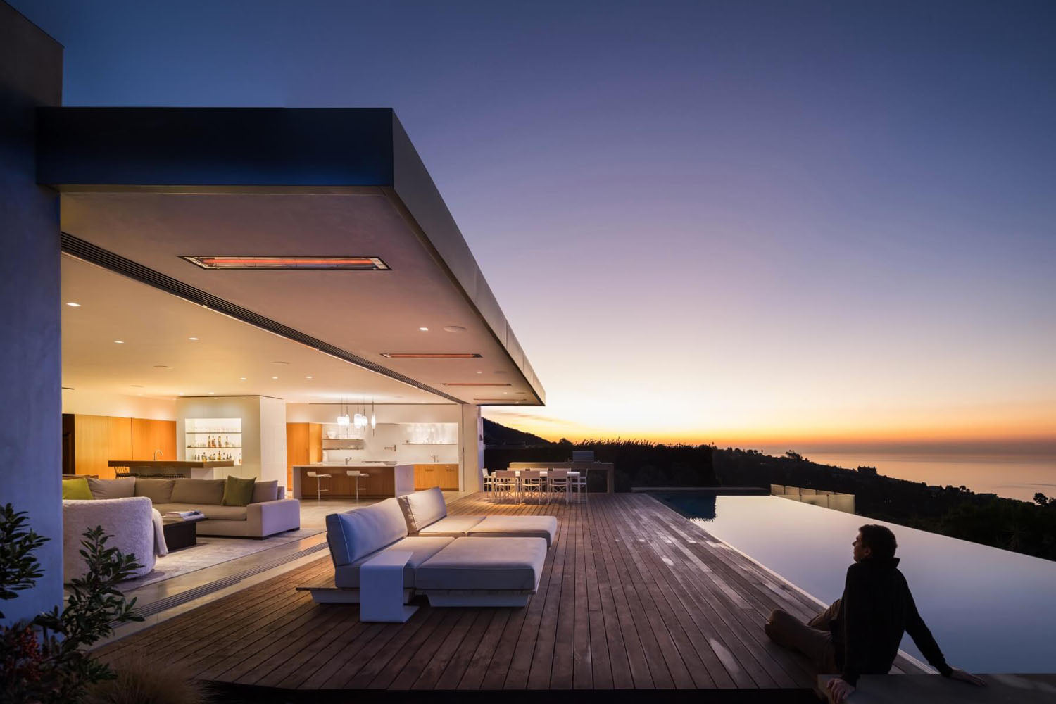 Infratech W-Series Single Element 2000Watt Outdoor Infrared Electric Heater | 277V