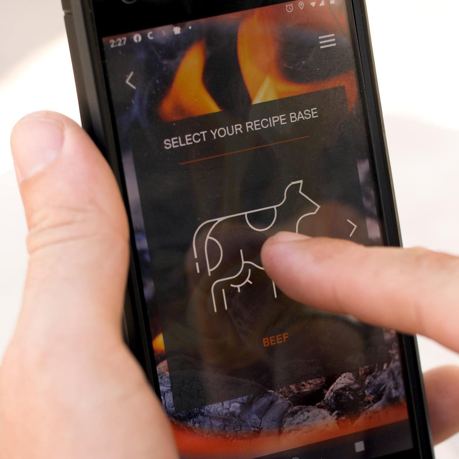 Everdure 4K 21-Inch Charcoal Grill & Smoker - HBCE4KBUS/HBCE4KGUS