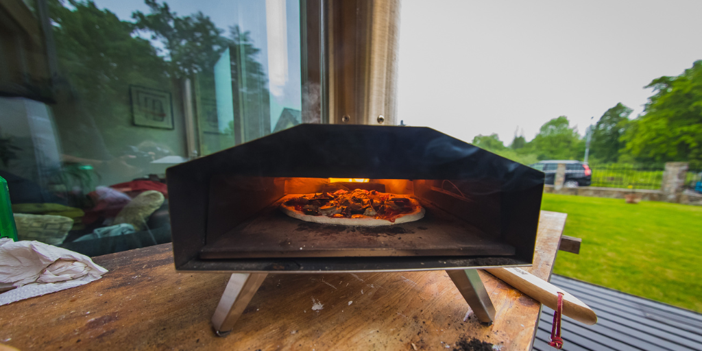 The Top 5 Reasons You Need an Outdoor Pizza Oven