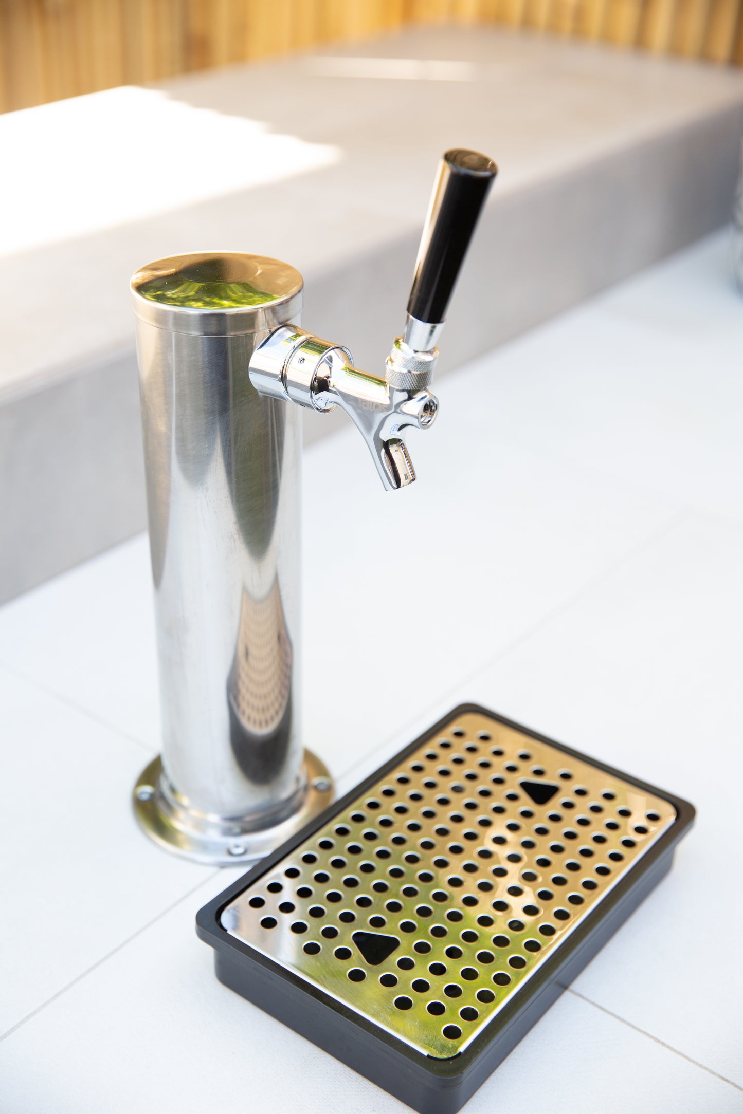 TrueFlame 24-Inch 6.6 Cu. Ft. Outdoor Rated Single Tap Kegerator  - TF-RFR-24DK1