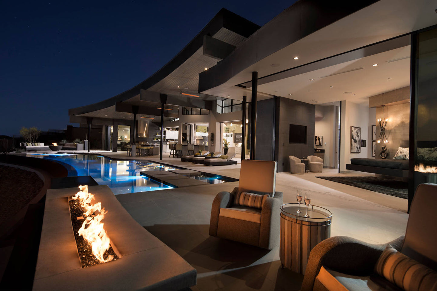 Infratech SL-Series Slimline Single Element 3000Watt Outdoor Electric Heater | 208V