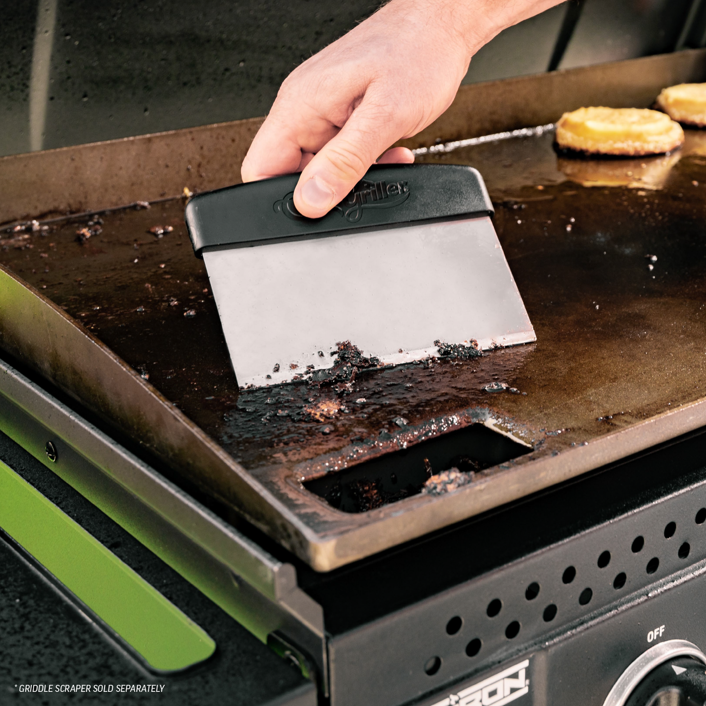 Char-Griller 3-Burner Flat Iron® Gas Griddle (Black)
