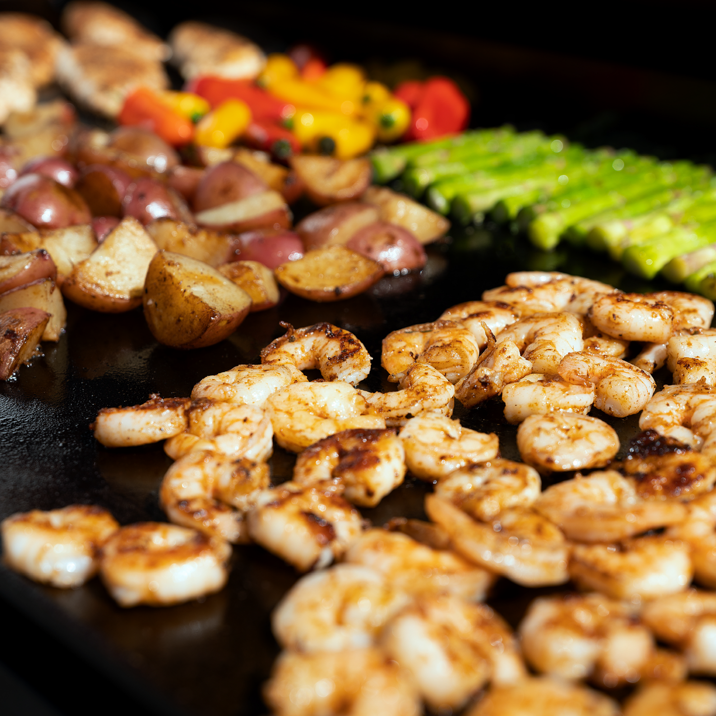 Char-Griller Flat Iron® 4-Burner Premium Gas Griddle