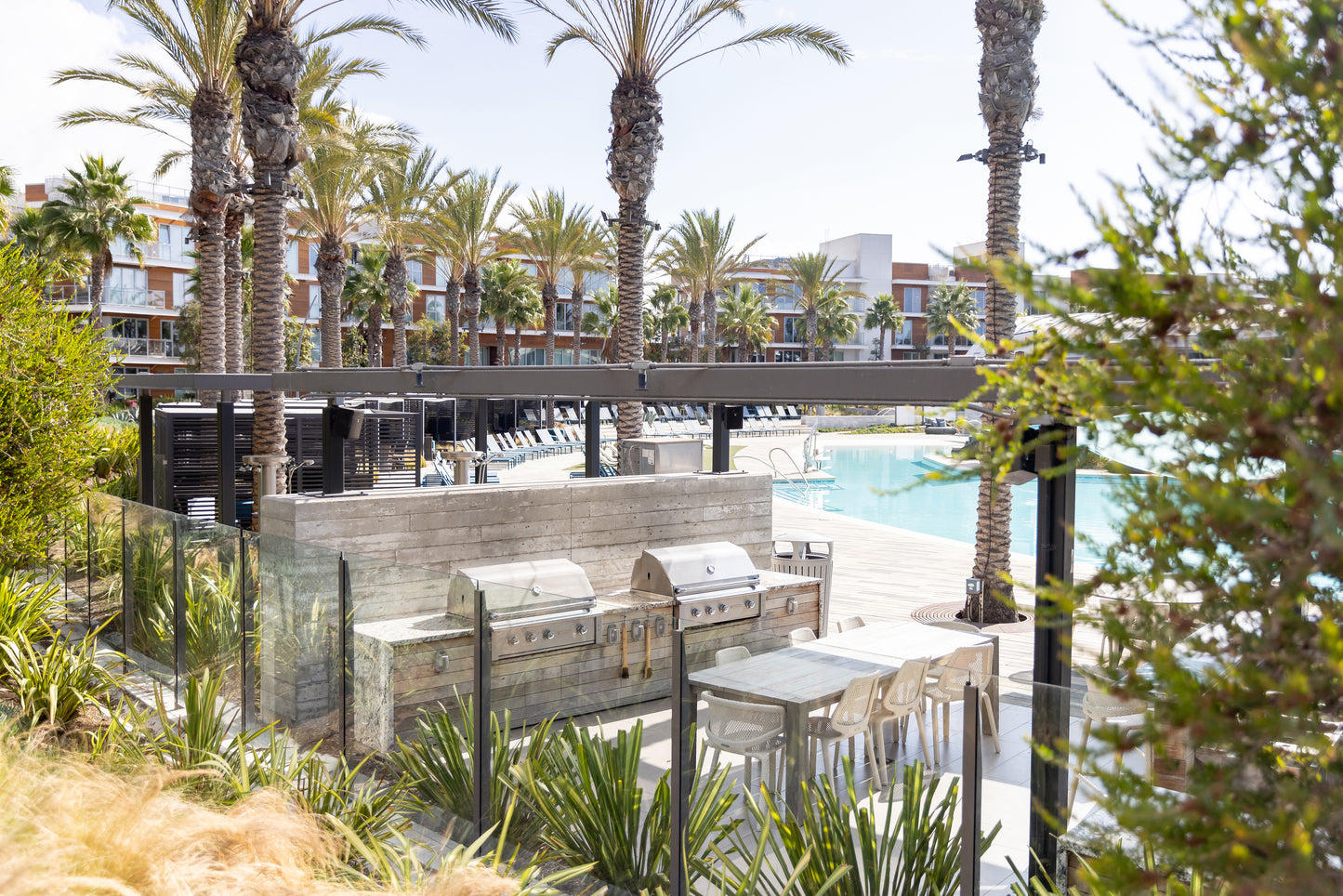 Summerset Alturi 42" Built-in Gas Grill