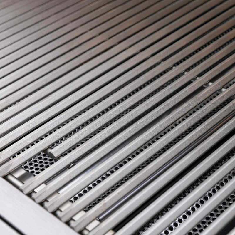Blaze Premium LTE+ Marine 32 Inch 4-Burner Gas Built In Grill With Ceramic Flame Tamers