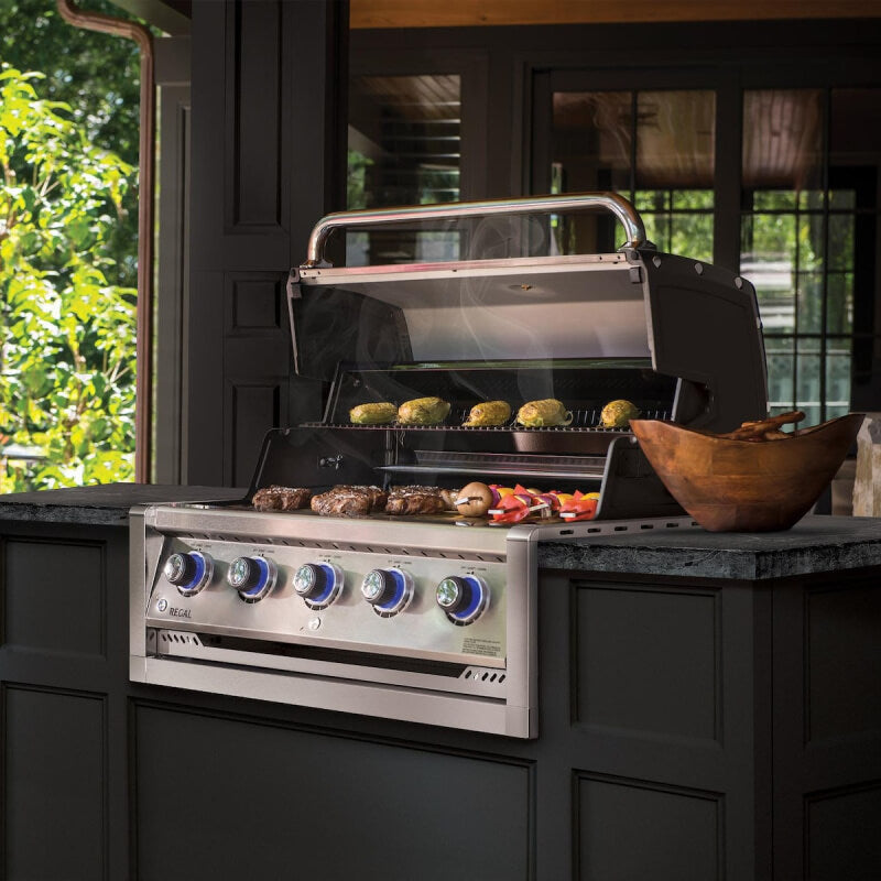 Broil King Regal S520 5-Burner Built In Gas Grill