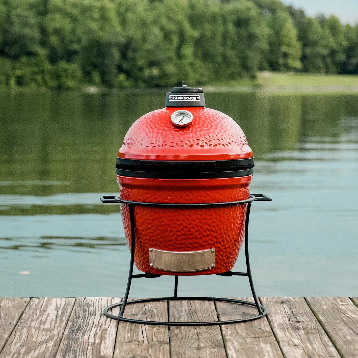 Kamado Joe Jr® with Cast Iron Stand