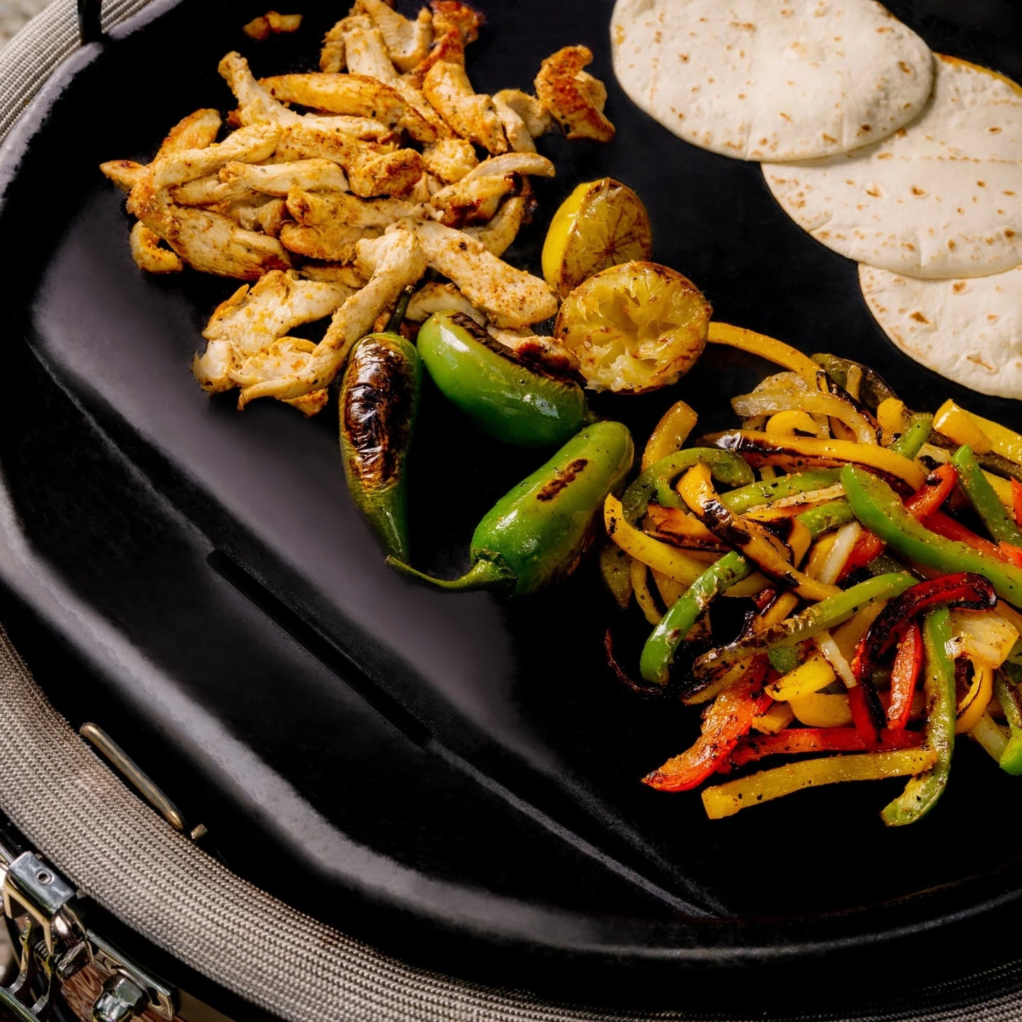 Kamado Joe Karbon Steel™ Griddle