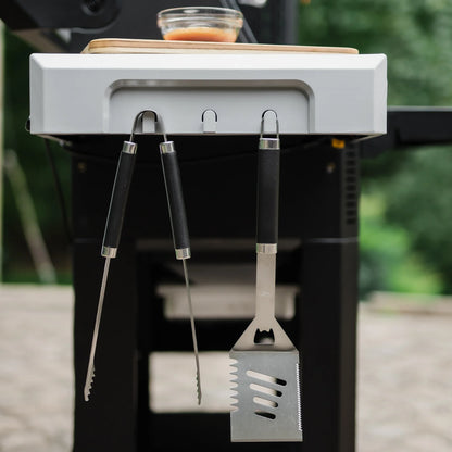 Gravity Series® 600 Digital Charcoal Grill + Smoker