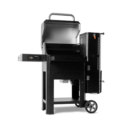 Gravity Series® 600 Digital Charcoal Grill + Smoker
