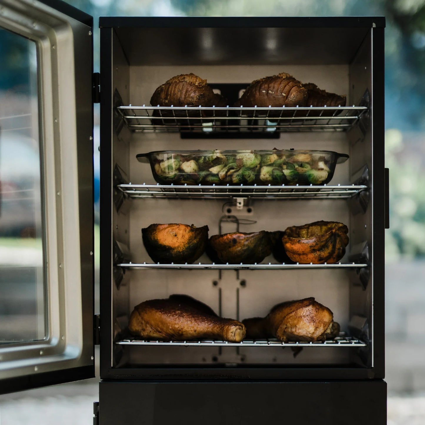Masterbuilt 40-Inch ThermoTemp™ XL Propane Smoker
