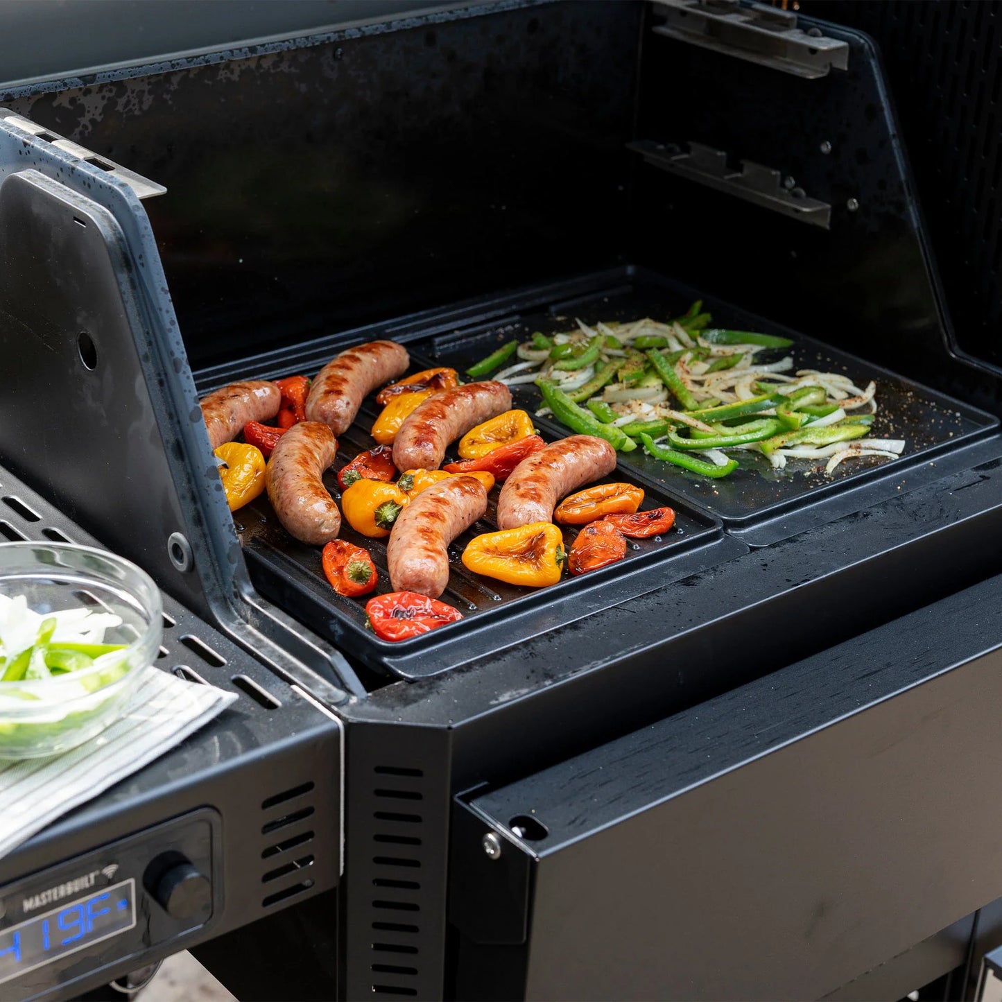 Masterbuilt Half-Grate Griddle Insert