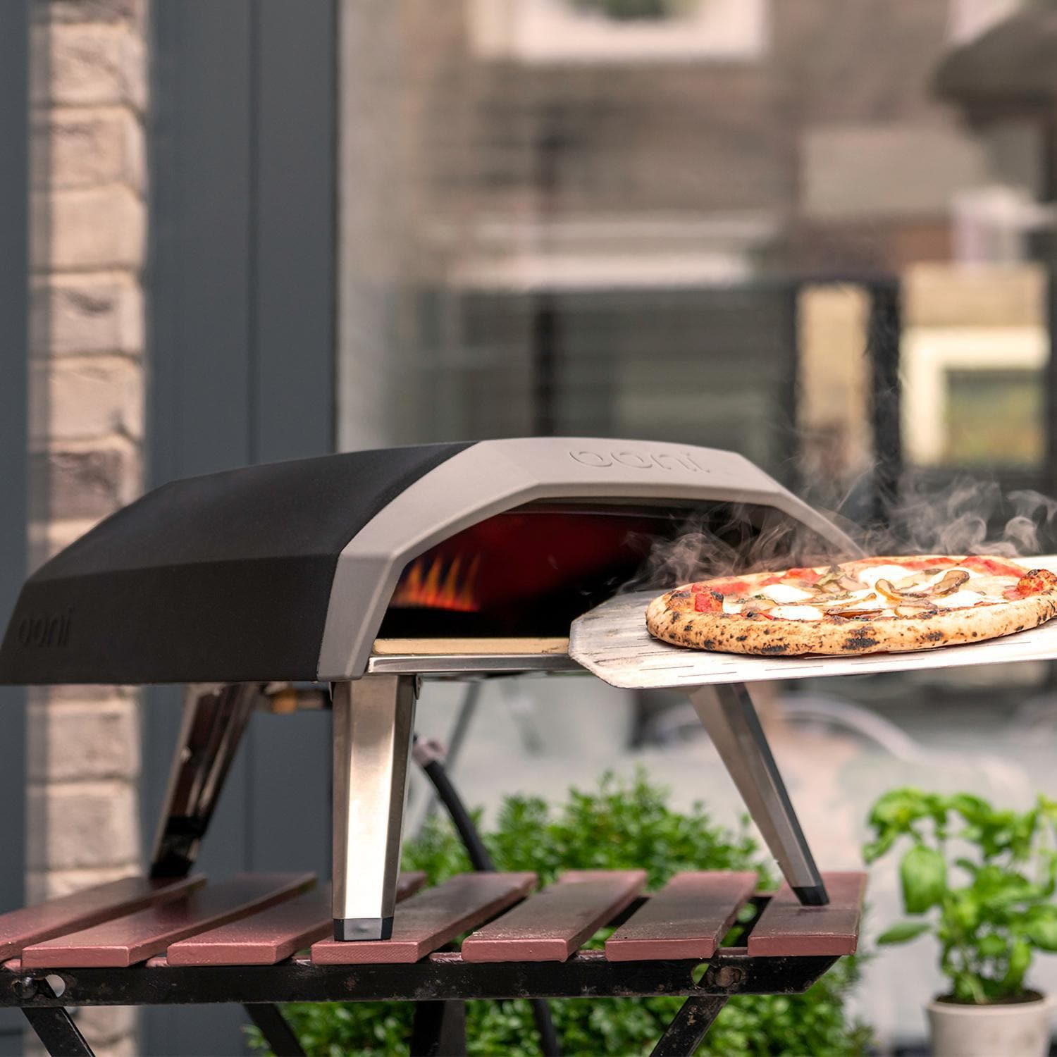 Ooni Koda 12 Gas Powered Pizza Oven - UU-P06A00