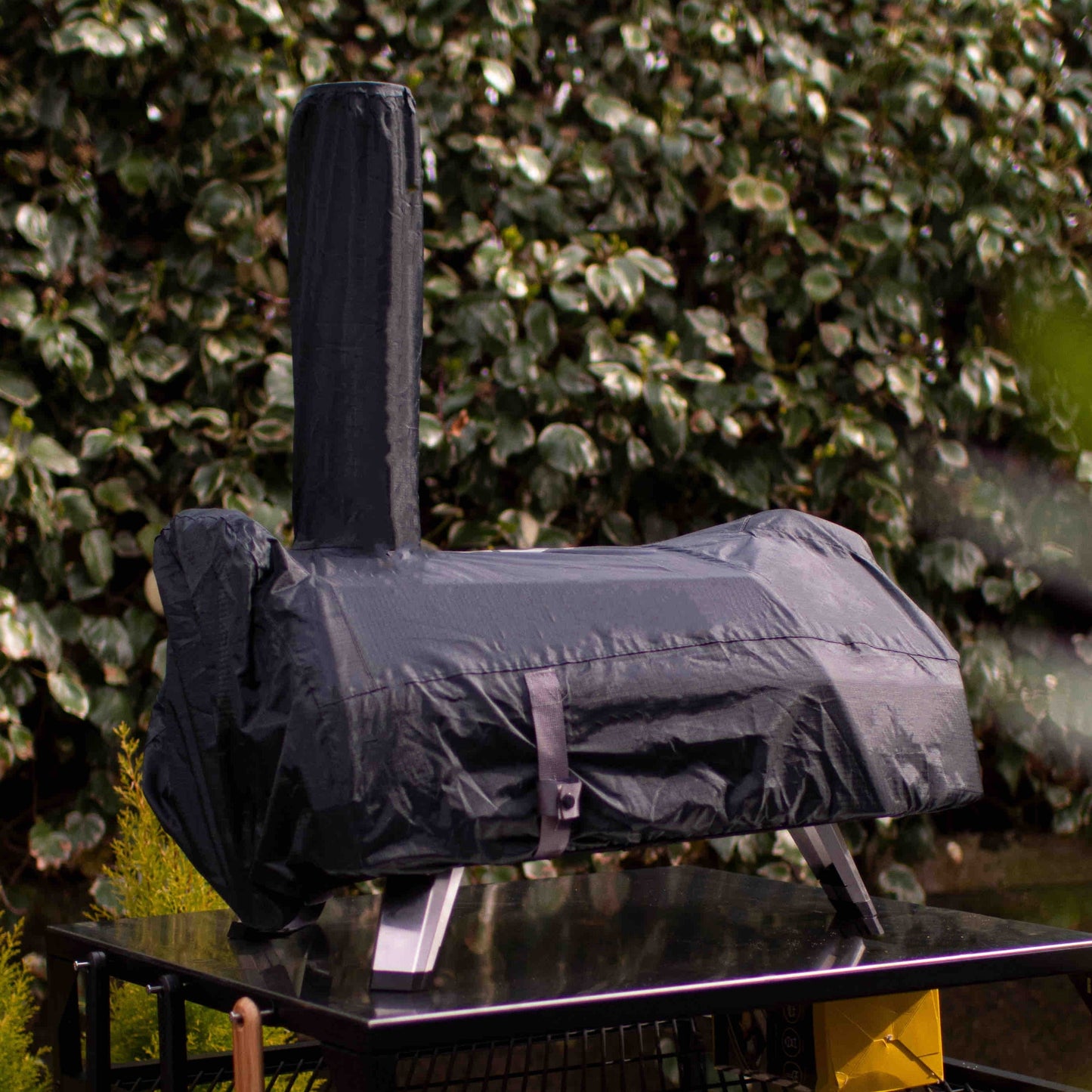 Cover for Ooni Karu 16