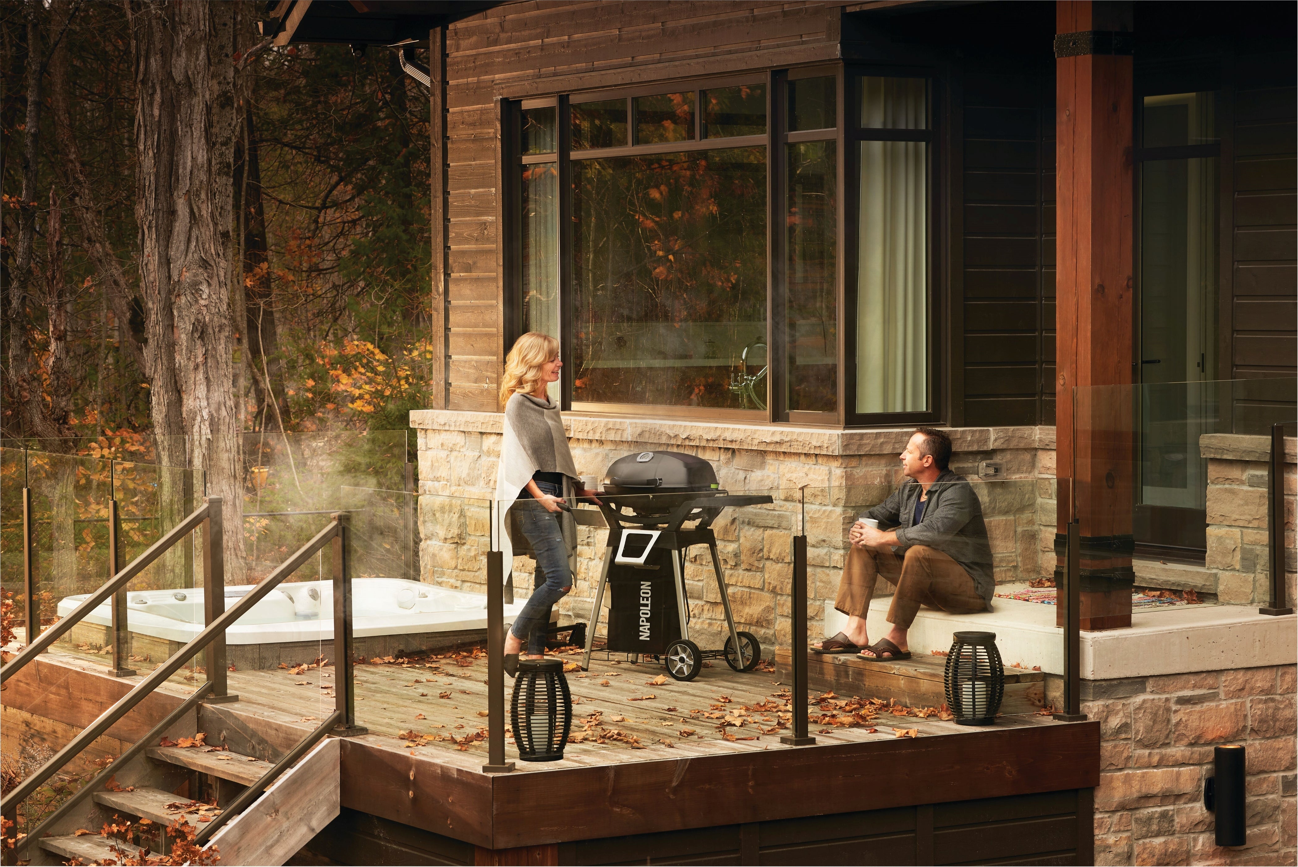 Napoleon TravelQ PRO 285E (BLACK) Portable Electric Grill PRO285E-BK