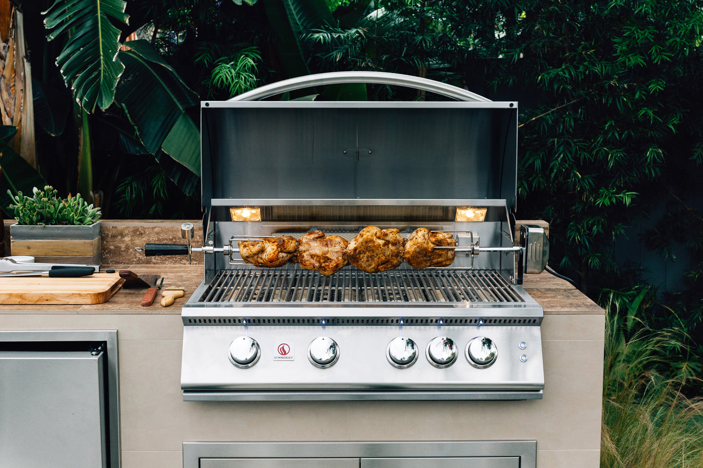 Summerset Sizzler Pro 32" Built-in Gas Grill