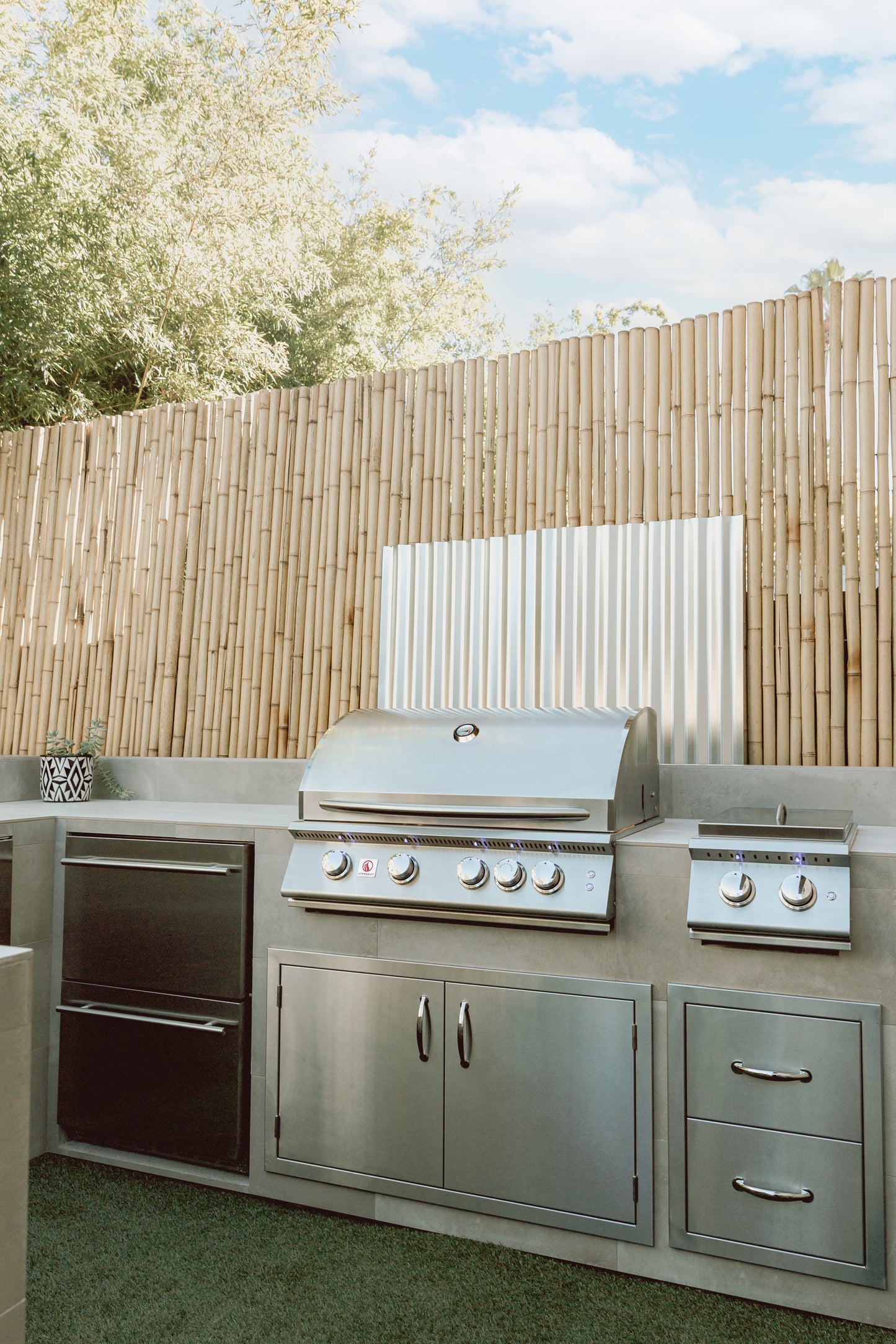 Summerset Sizzler Pro 32" Built-in Gas Grill