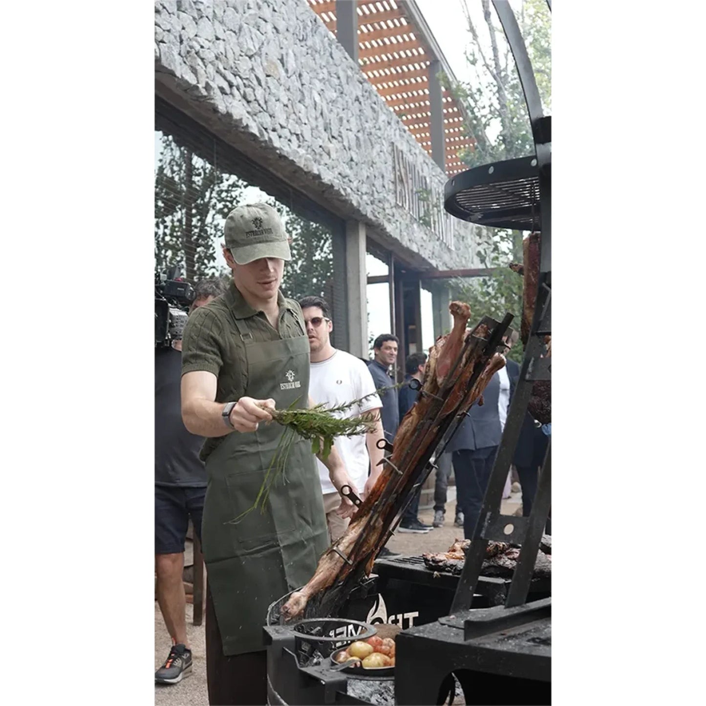 Tromen Hummer Firepit Open Fire Argentine Mega Grill with Oven