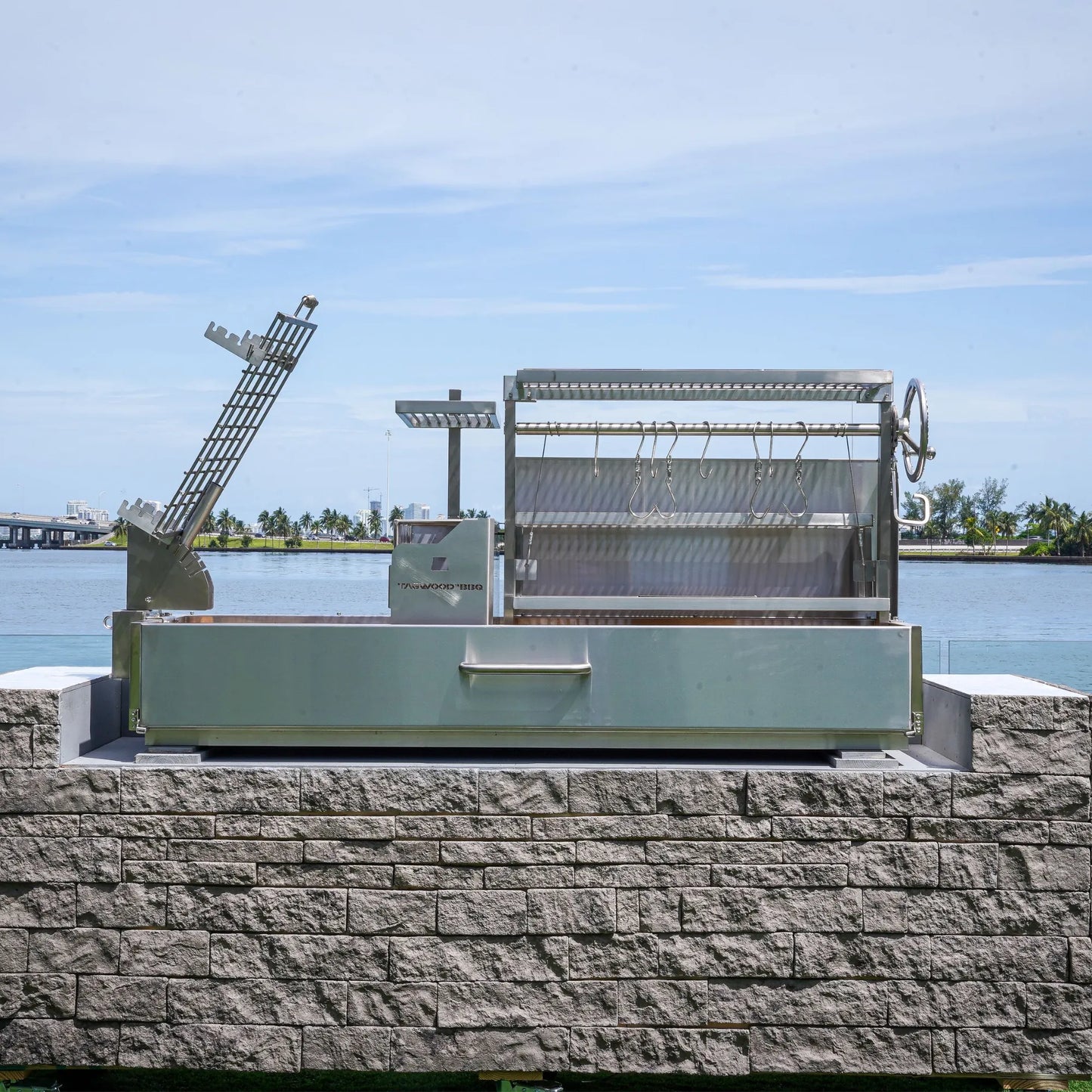 Tagwood BBQ08SS Argentine Santa Maria Wood Fire & Charcoal Gaucho Grill