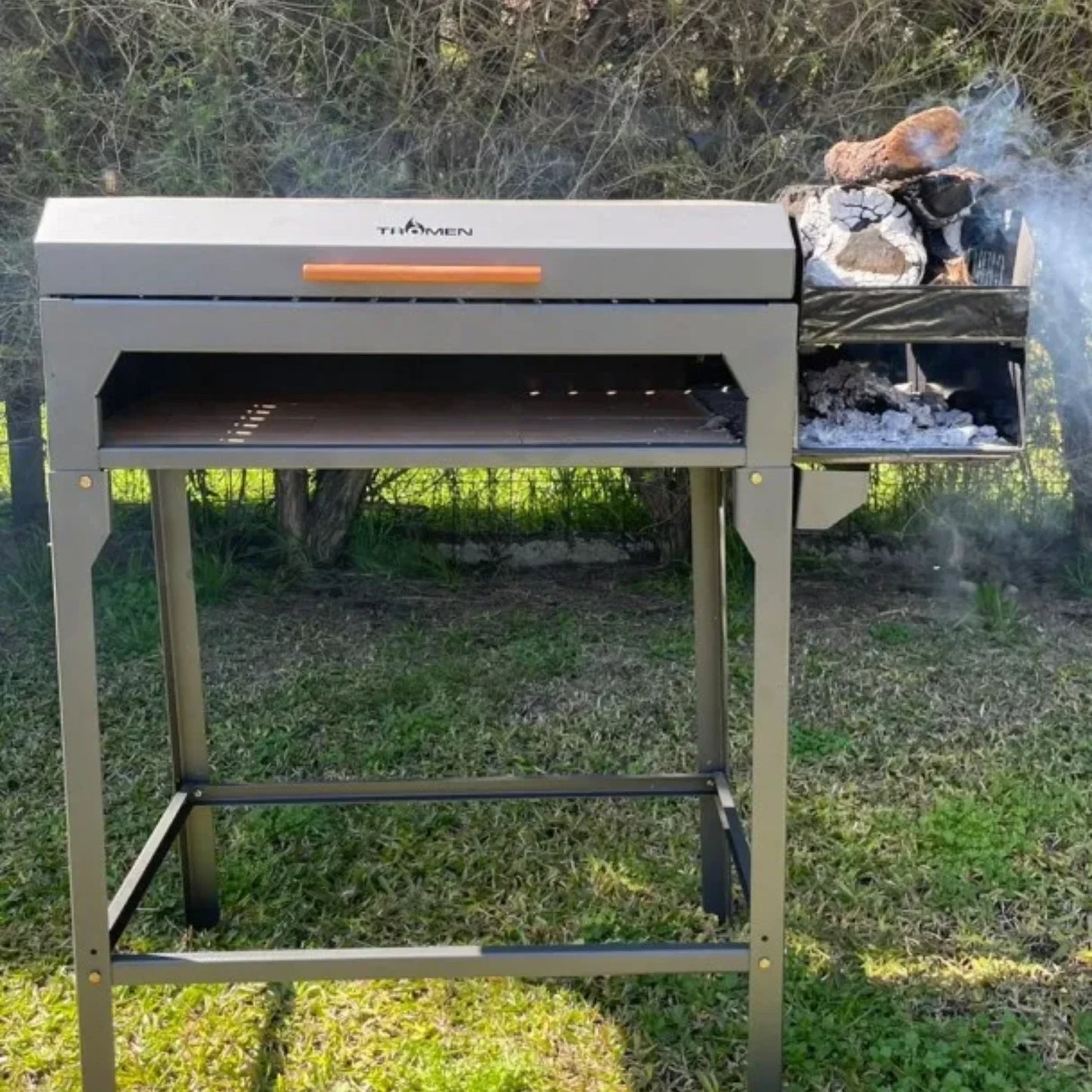 Tromen Chulenguito Freestanding Argentine Charcoal Grill