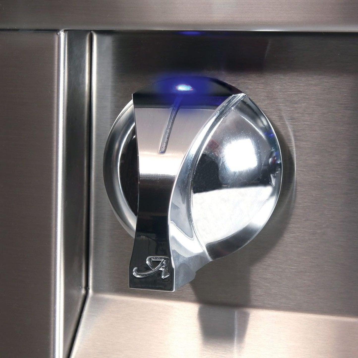 Artisan American Eagle 32-Inch 3-Burner Built-In Gas Grill