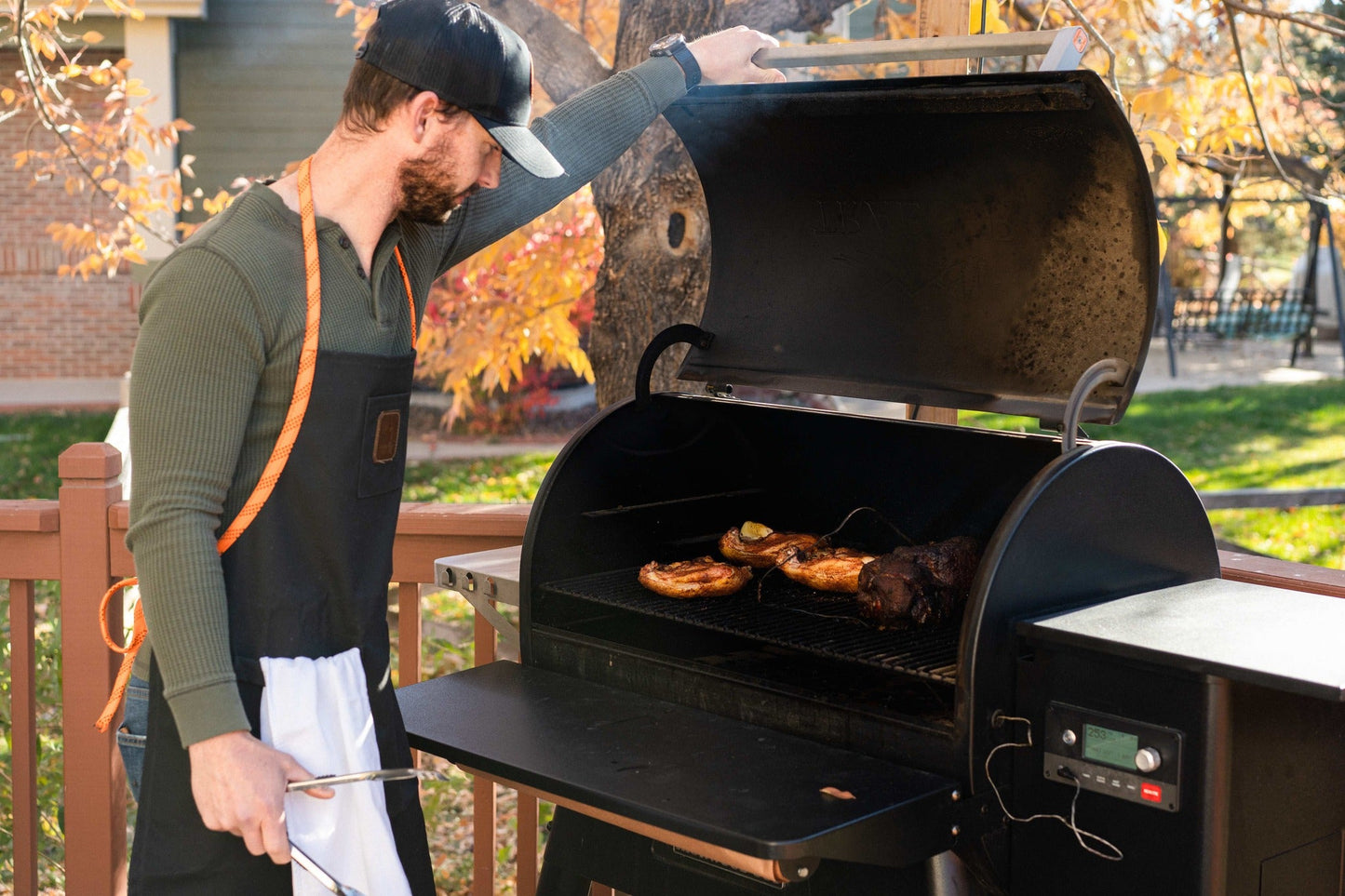 Drip EZ Waxed Canvas BBQ Apron