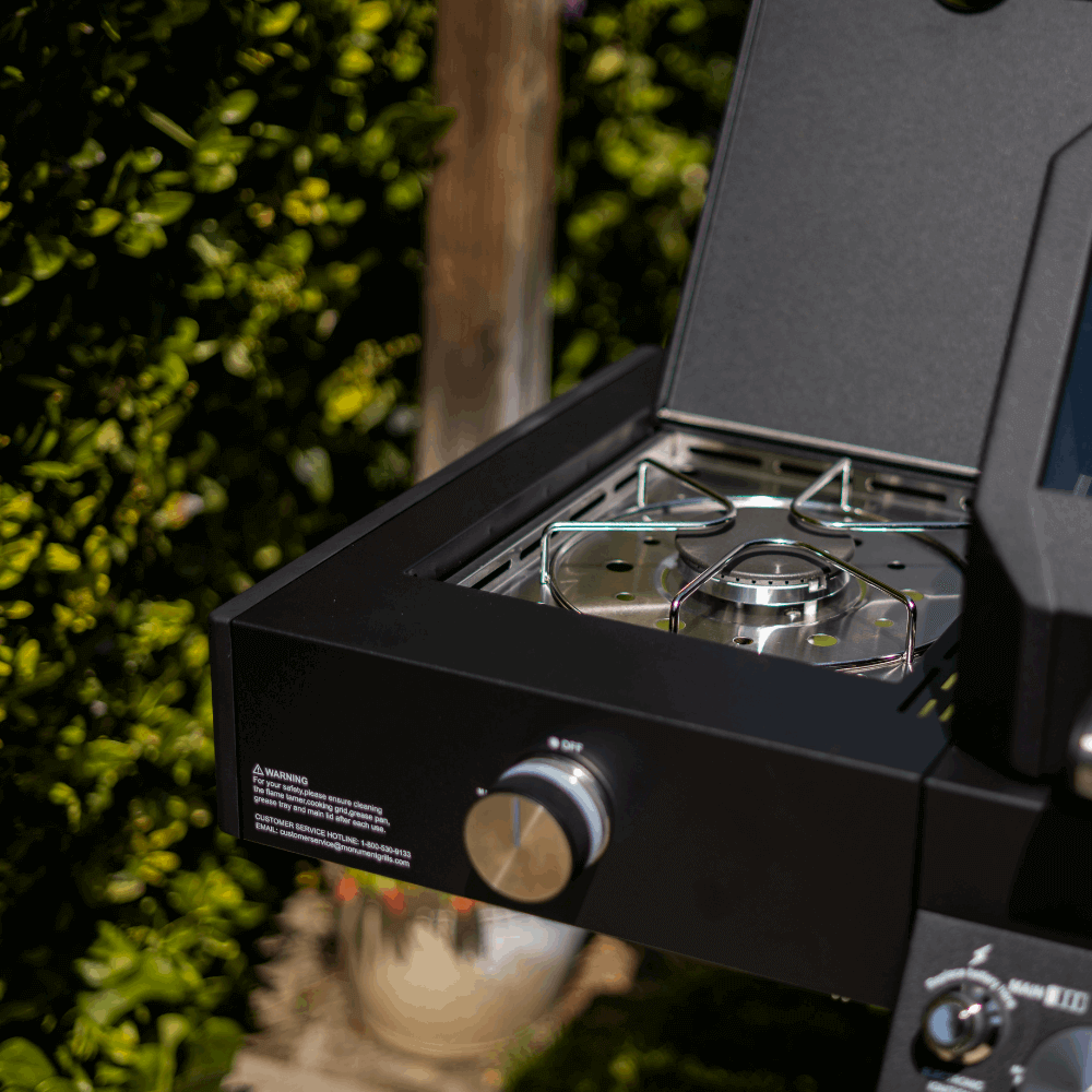 Monument Denali 425 | Black Smart Tech Propane Gas Grill