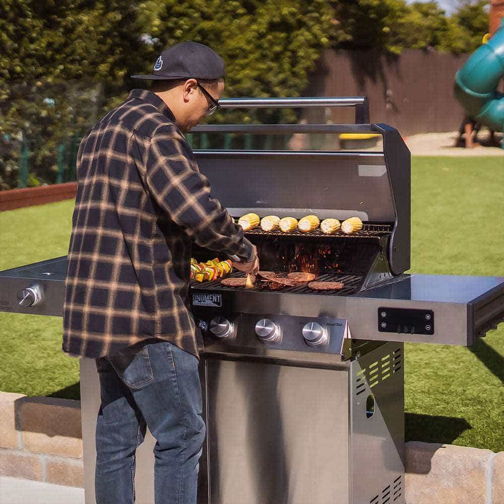 Monument Denali 605 | Stainless Steel Smart Tech Natural/Propane Gas Grill