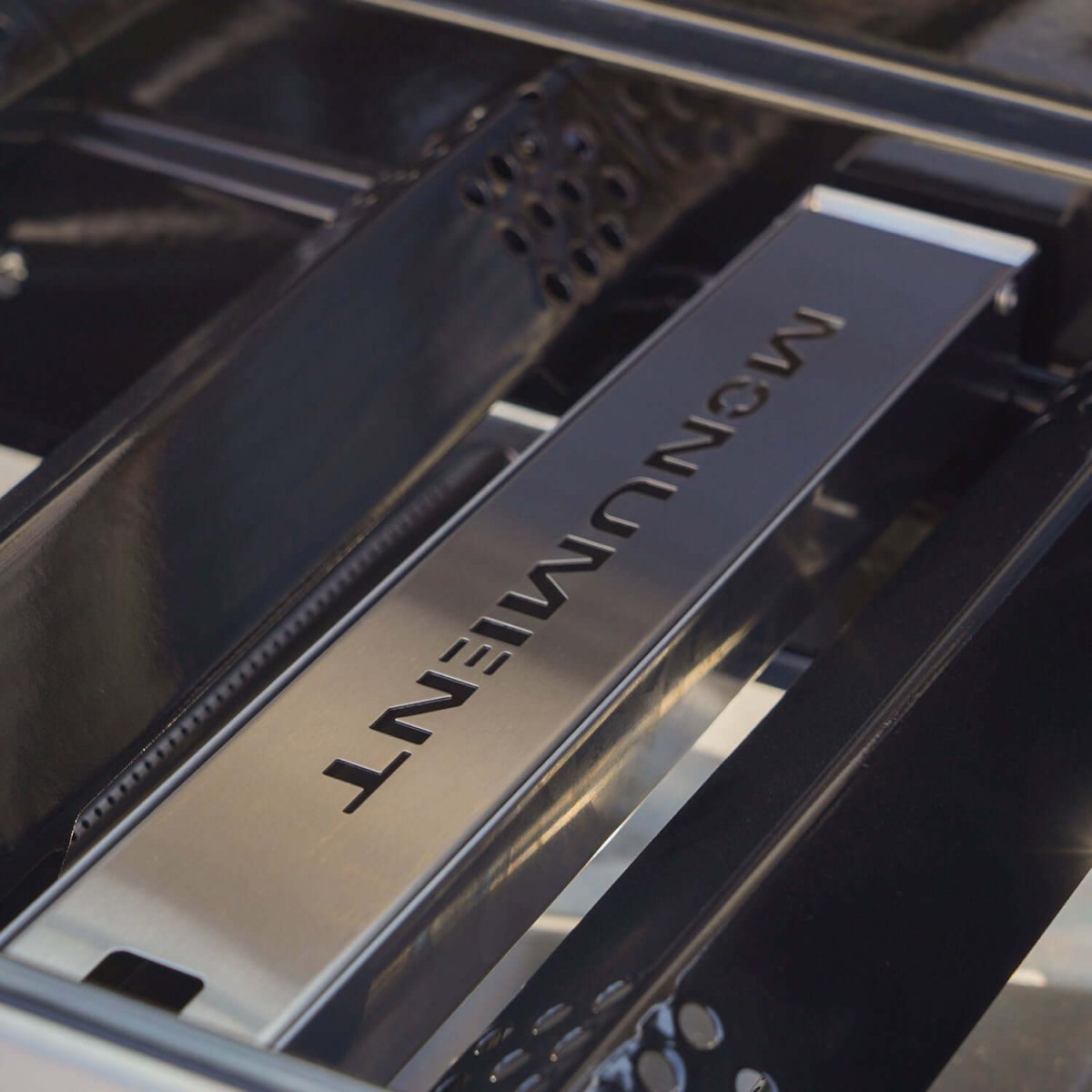 Monument Denali 605 Pro | Stainless Smart Propane Gas Grill