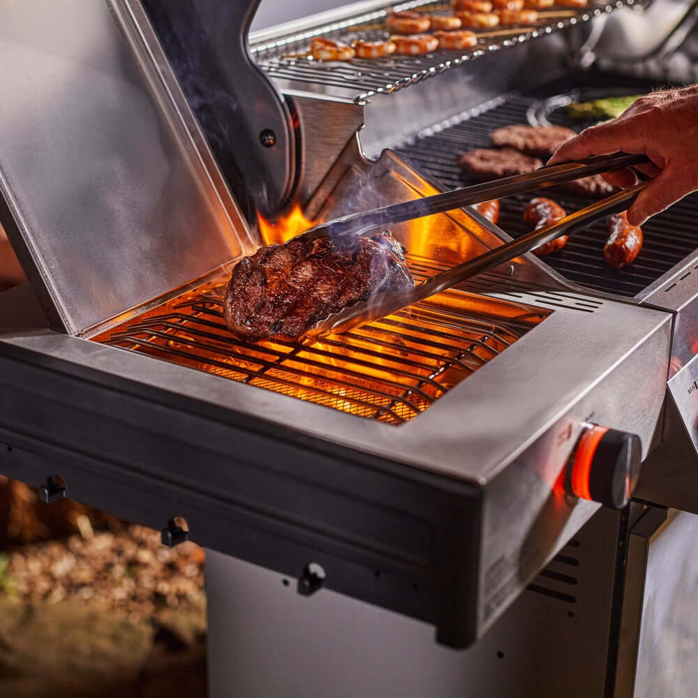 Monument Denali 605 Pro | Stainless Smart Propane Gas Grill