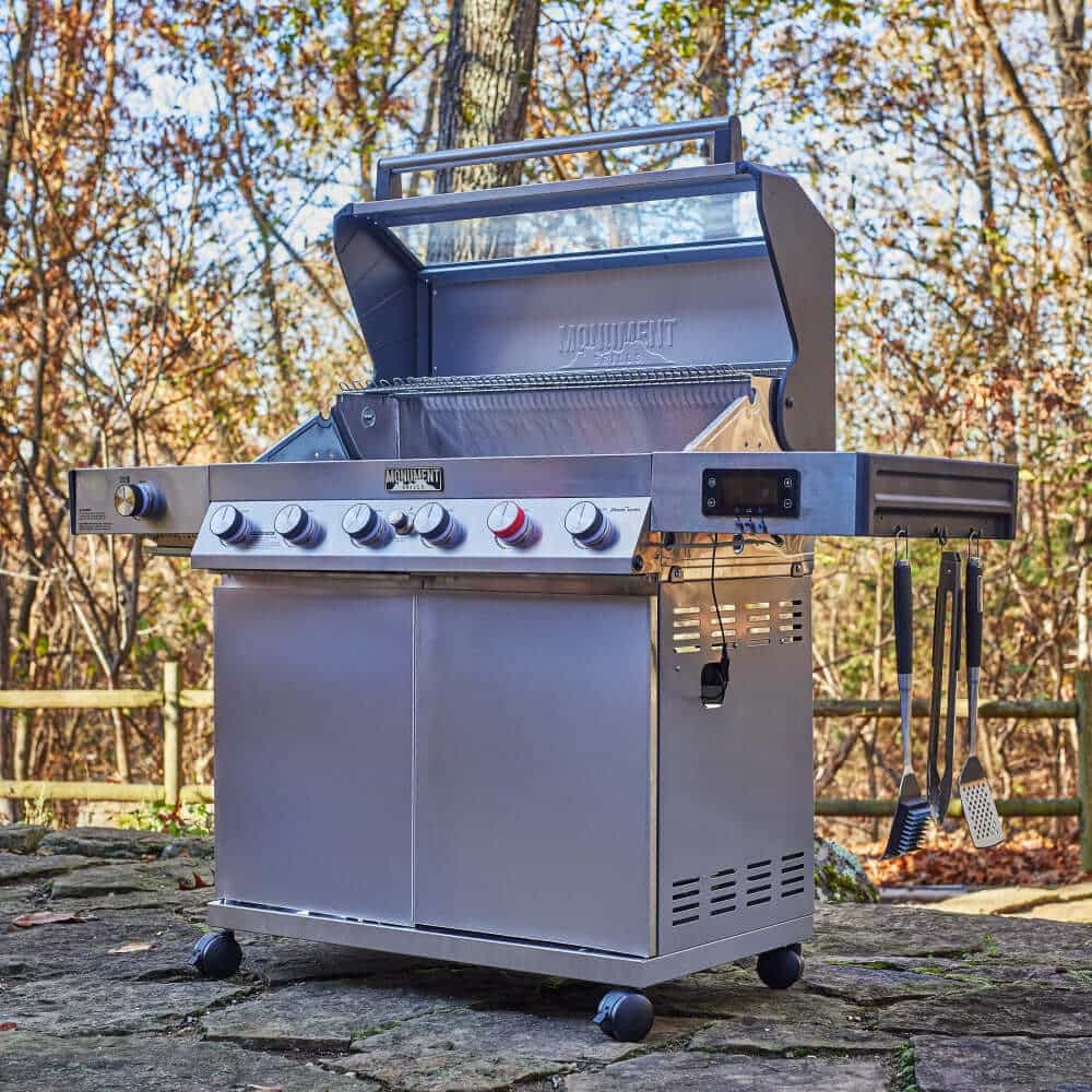 Monument Denali 605 Pro | Stainless Smart Propane Gas Grill