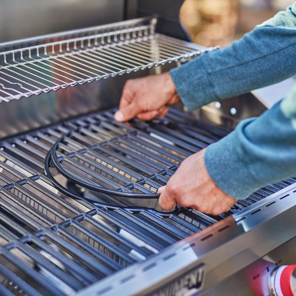 Monument Denali 605 Pro | Stainless Smart Propane Gas Grill