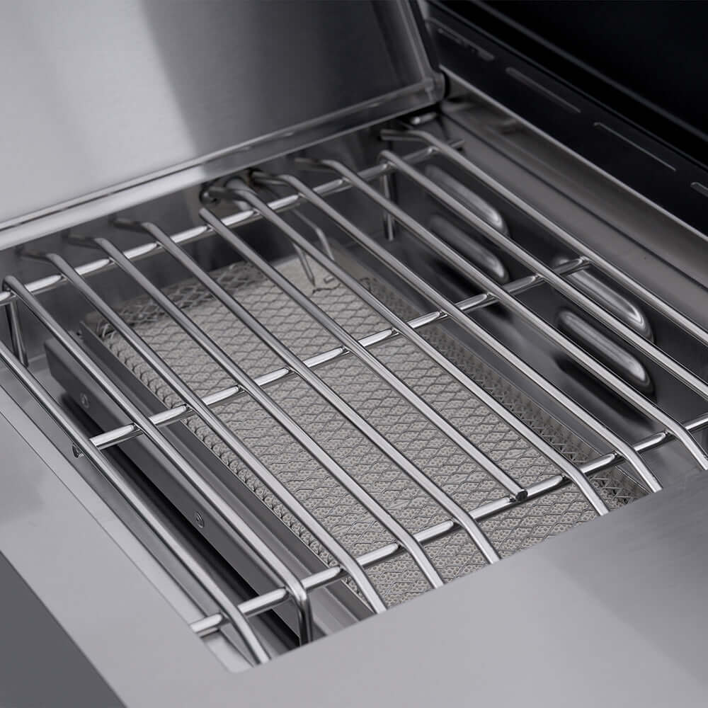 Monument Eminence 605 | Master Stainless Natural/Propane Gas Grill