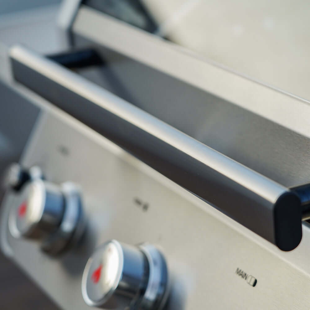 Monument Mesa 305 | Stainless Steel Propane Gas Grill