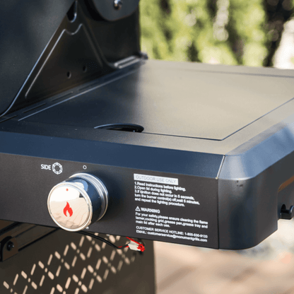 Monument Mesa 325 | Black Propane Gas Grill