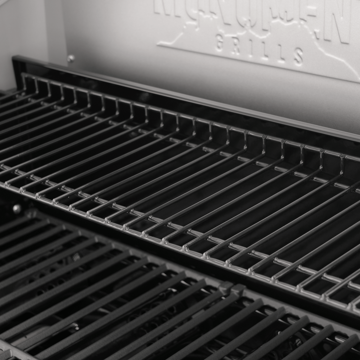 Monument Mesa 410MBZ | Stainless Steel Propane Gas Grill