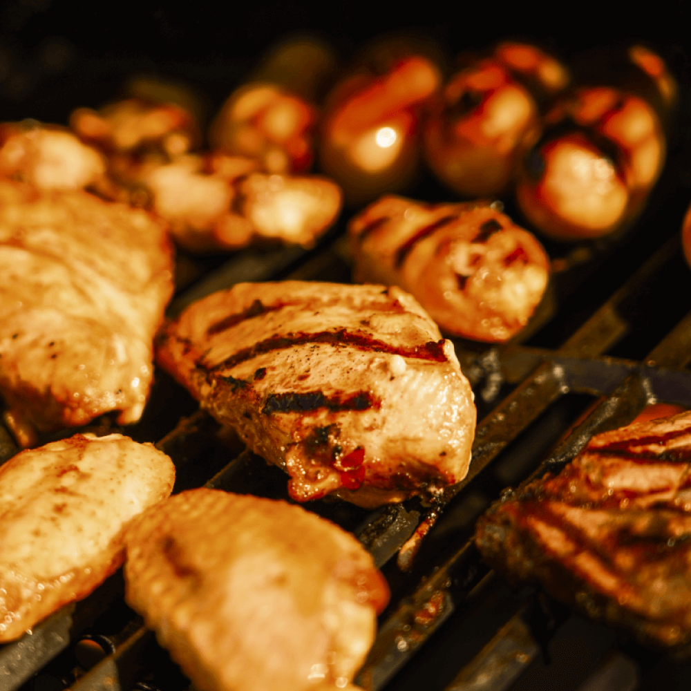Monument Mesa 425 | Black Propane Gas Grill