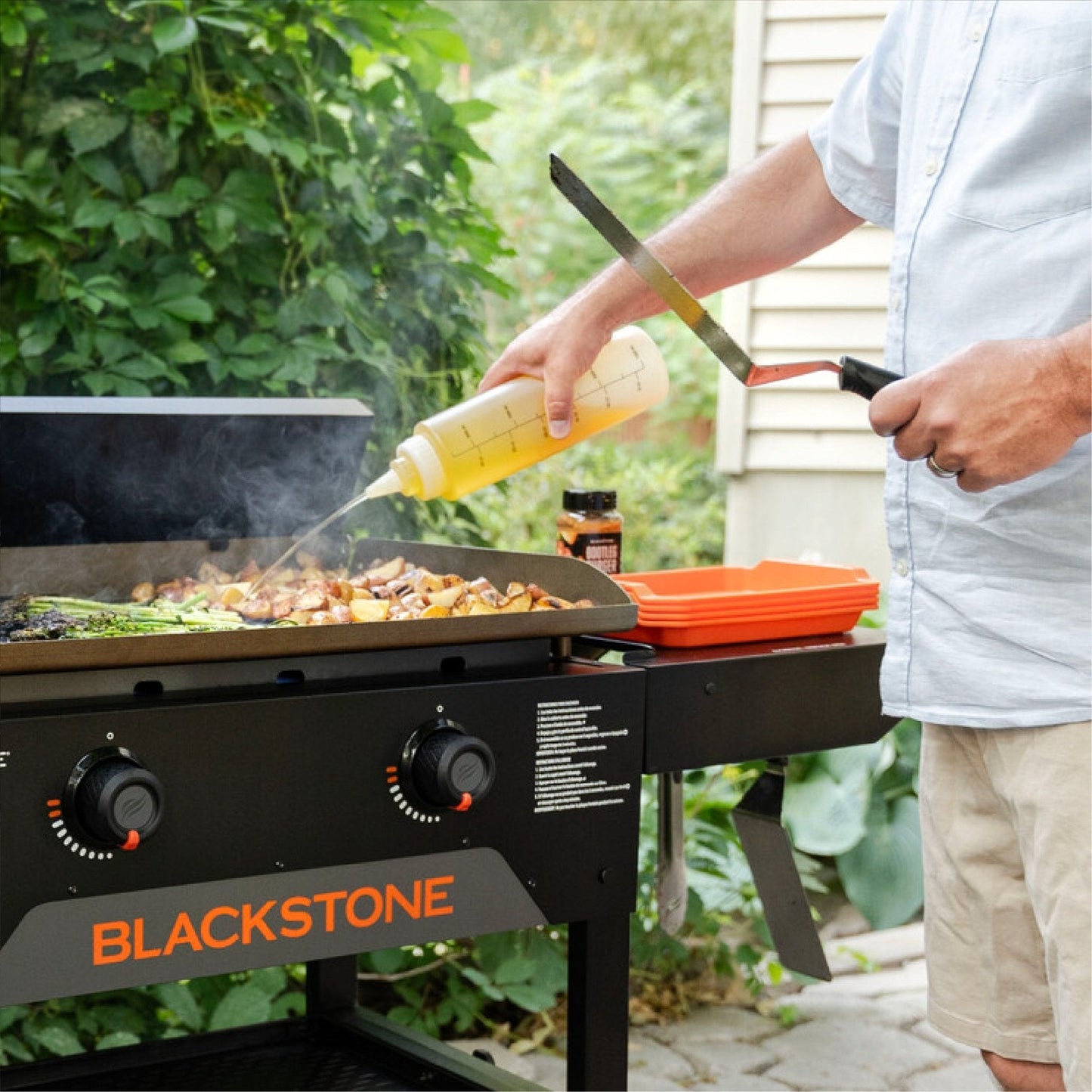 Blackstone Squeeze Bottle Set