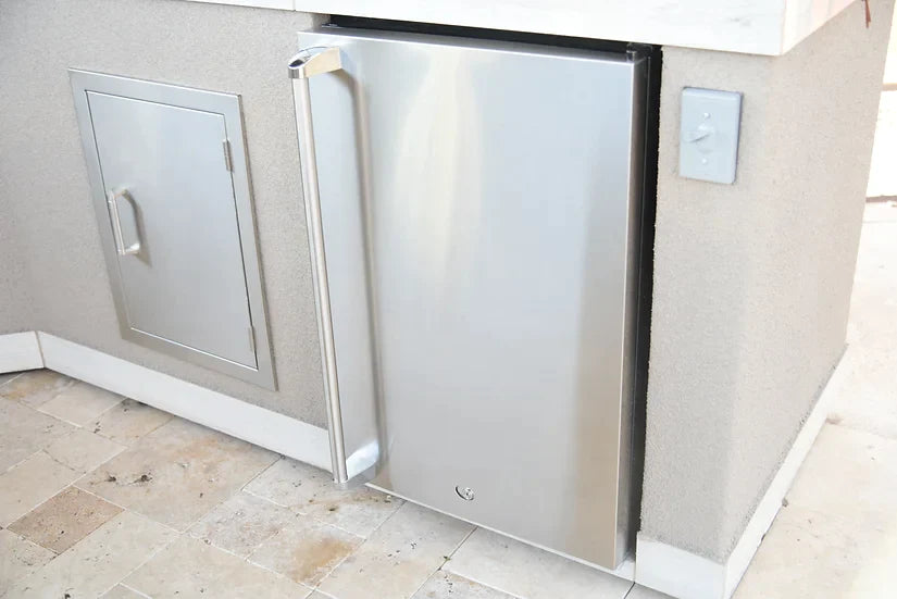KoKoMo  Pro Outdoor Kitchen Refrigerator with Temperature Control