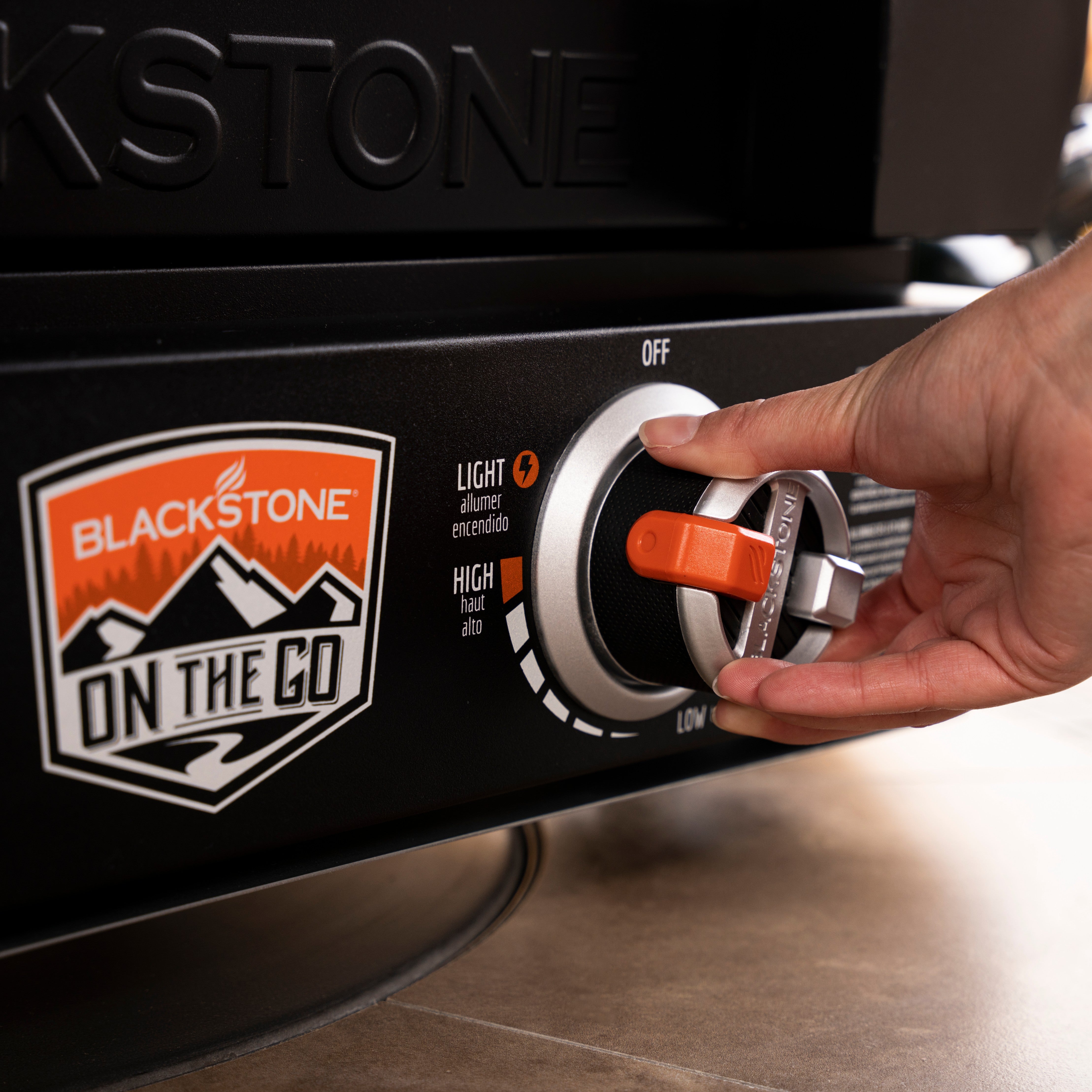 Blackstone - OTG Pizza Oven Conversion Kit W/ 15in Cordierite Stone - 6962