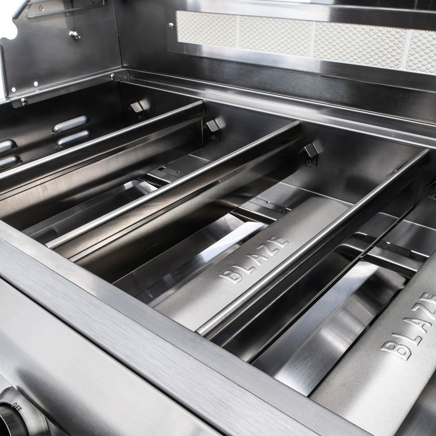 Blaze Premium LTE 32-Inch 4-Burner Built-In Stainless Steel Gas Grill