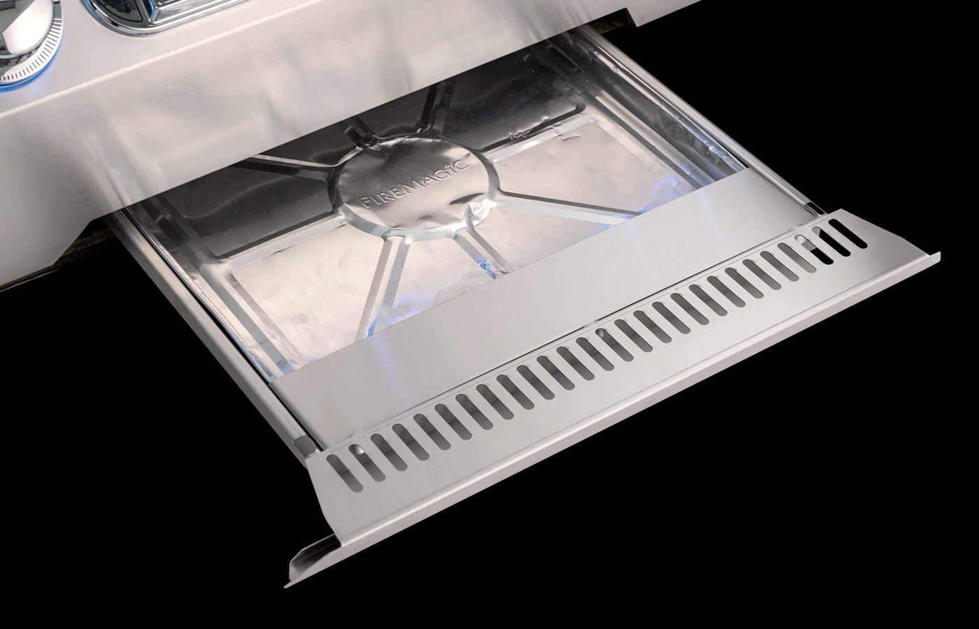 Fire Magic Echelon Diamond E790s Gas Grill - Thumbnail 2